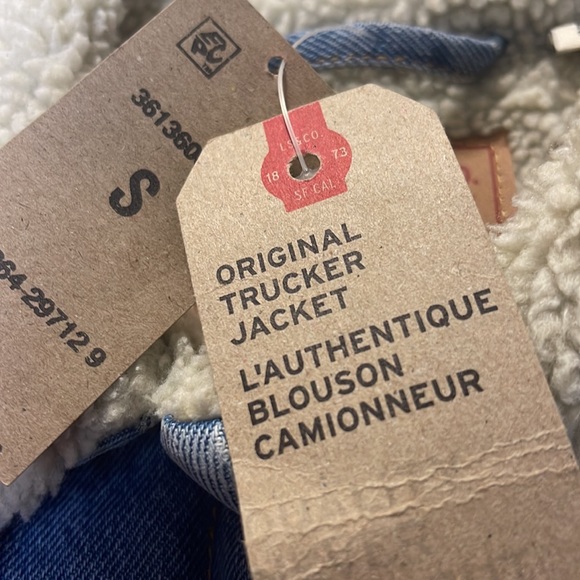 levi sherpa jean jacket - Picture 3 of 3